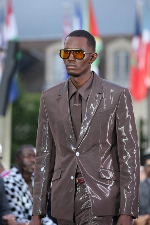 Fashion News, Cultural Highlights - Louis Vuitton Spring-Summer